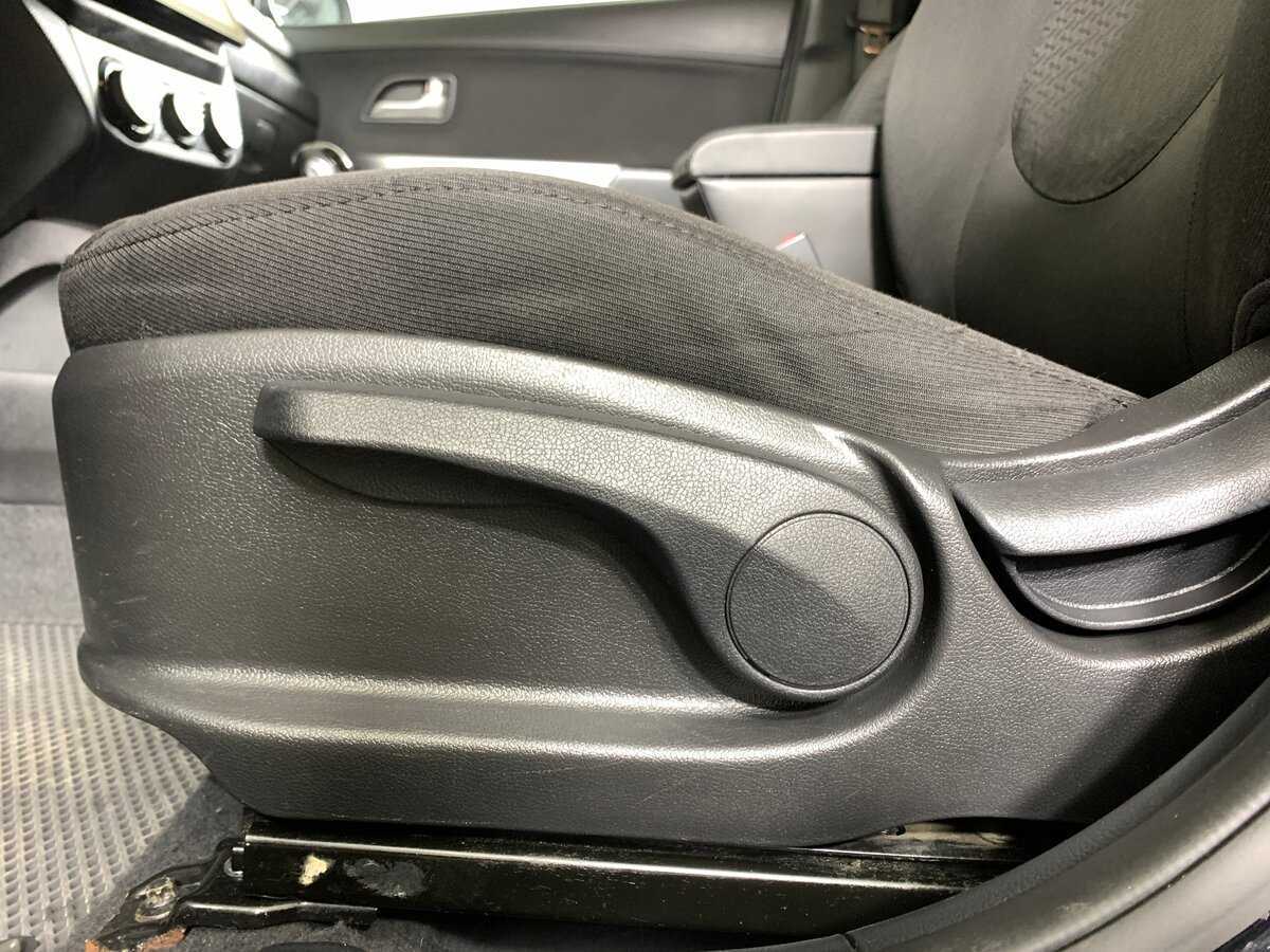 Купить Kia Rio с пробегом. Фото: #15