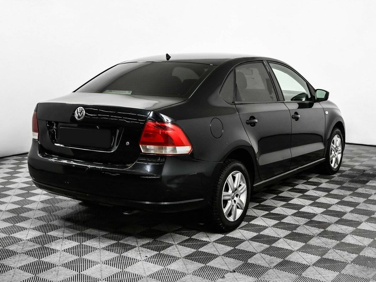 Купить Volkswagen Polo с пробегом. Фото: #4