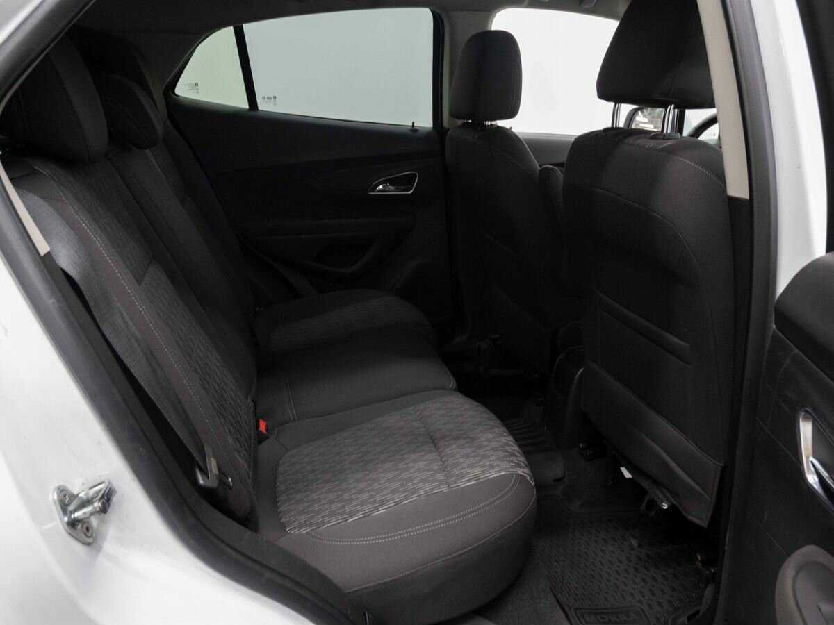 Купить Opel Mokka с пробегом. Фото: #9