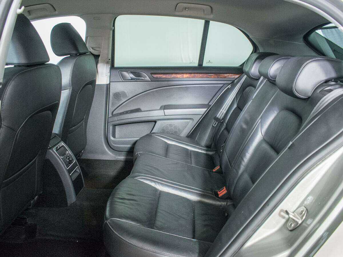 Купить Skoda Superb с пробегом. Фото: #9