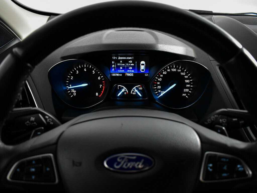 Купить Ford Kuga с пробегом. Фото: #18