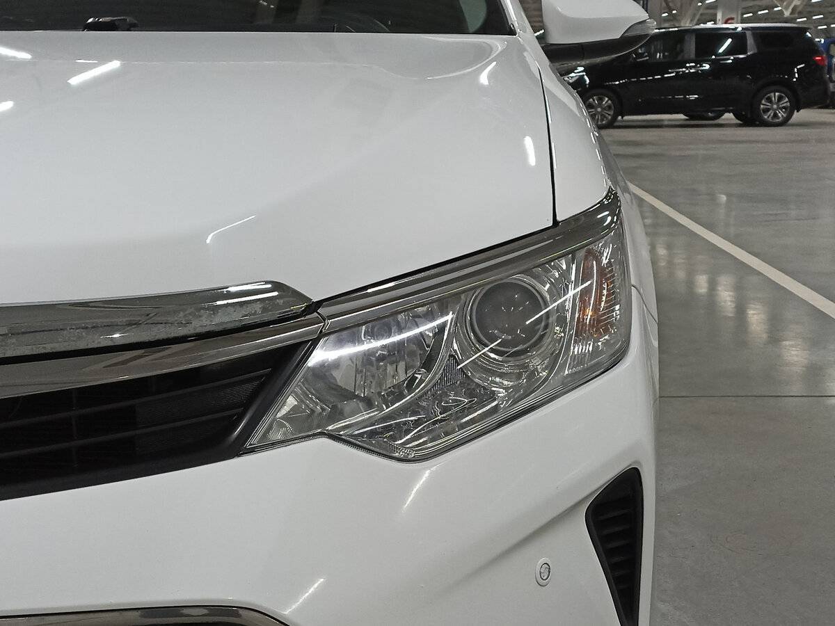 Купить Toyota Camry с пробегом. Фото: #15