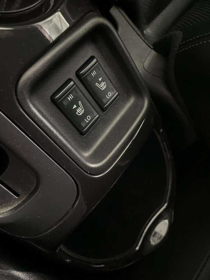 Купить Nissan Juke с пробегом. Фото: #14