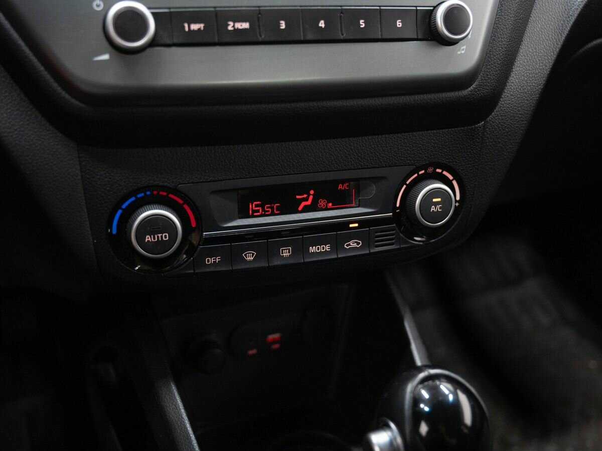 Купить Kia Rio с пробегом. Фото: #18