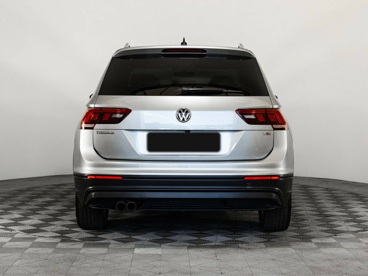 Купить Volkswagen Tiguan с пробегом. Фото: #4