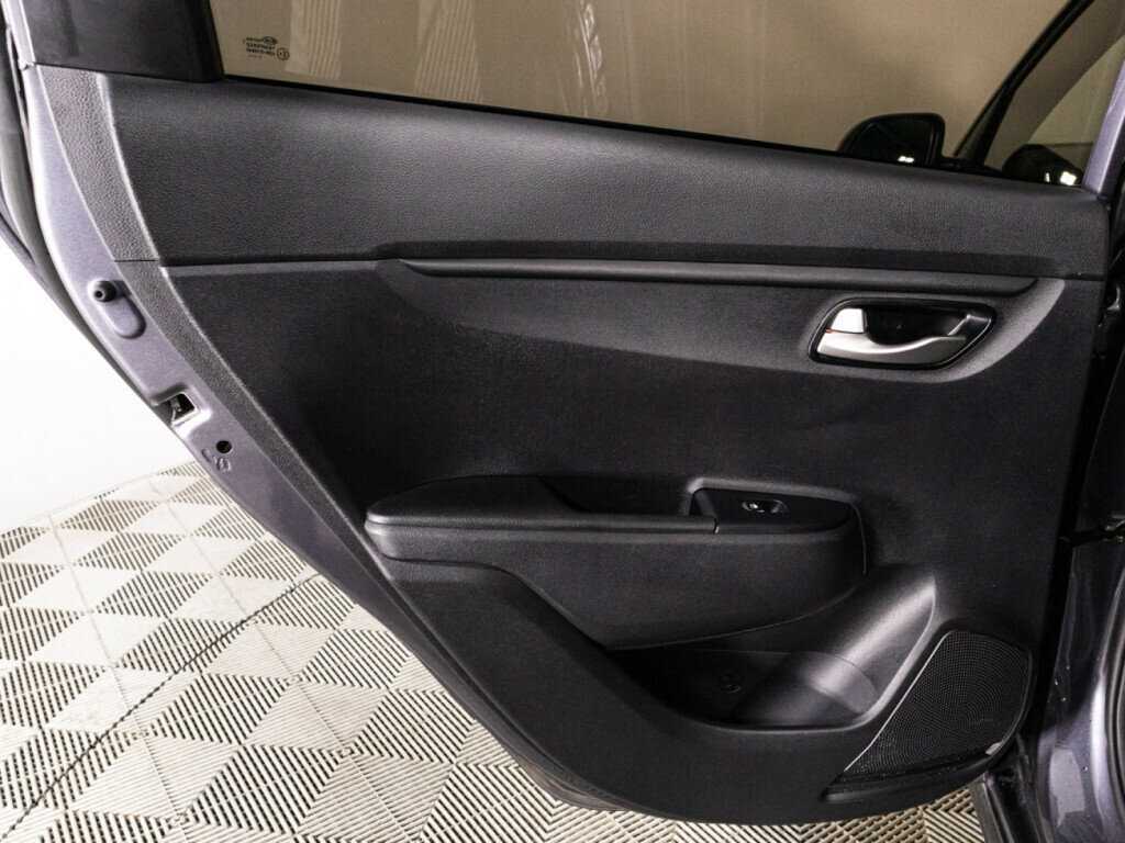 Купить Kia Rio с пробегом. Фото: #23