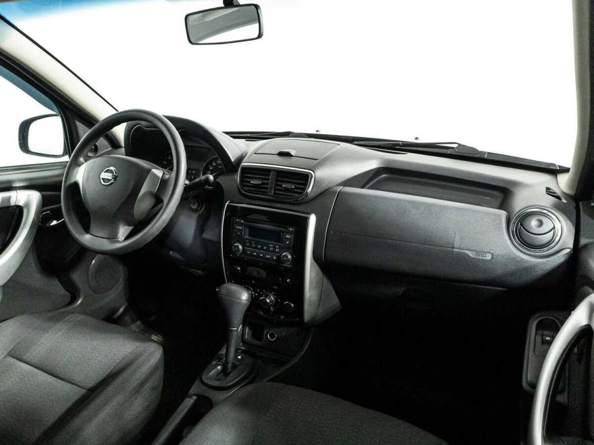 Купить Nissan Terrano с пробегом. Фото: #8