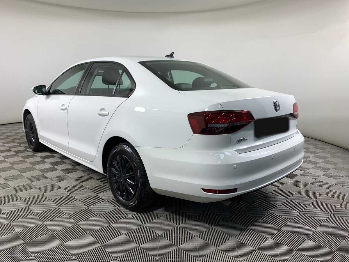 Купить Volkswagen Jetta с пробегом. Фото: #6