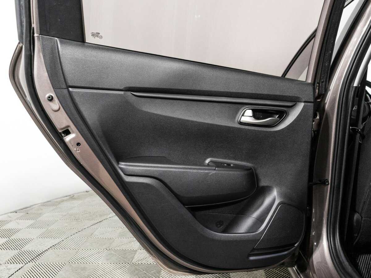 Купить Kia Rio с пробегом. Фото: #23