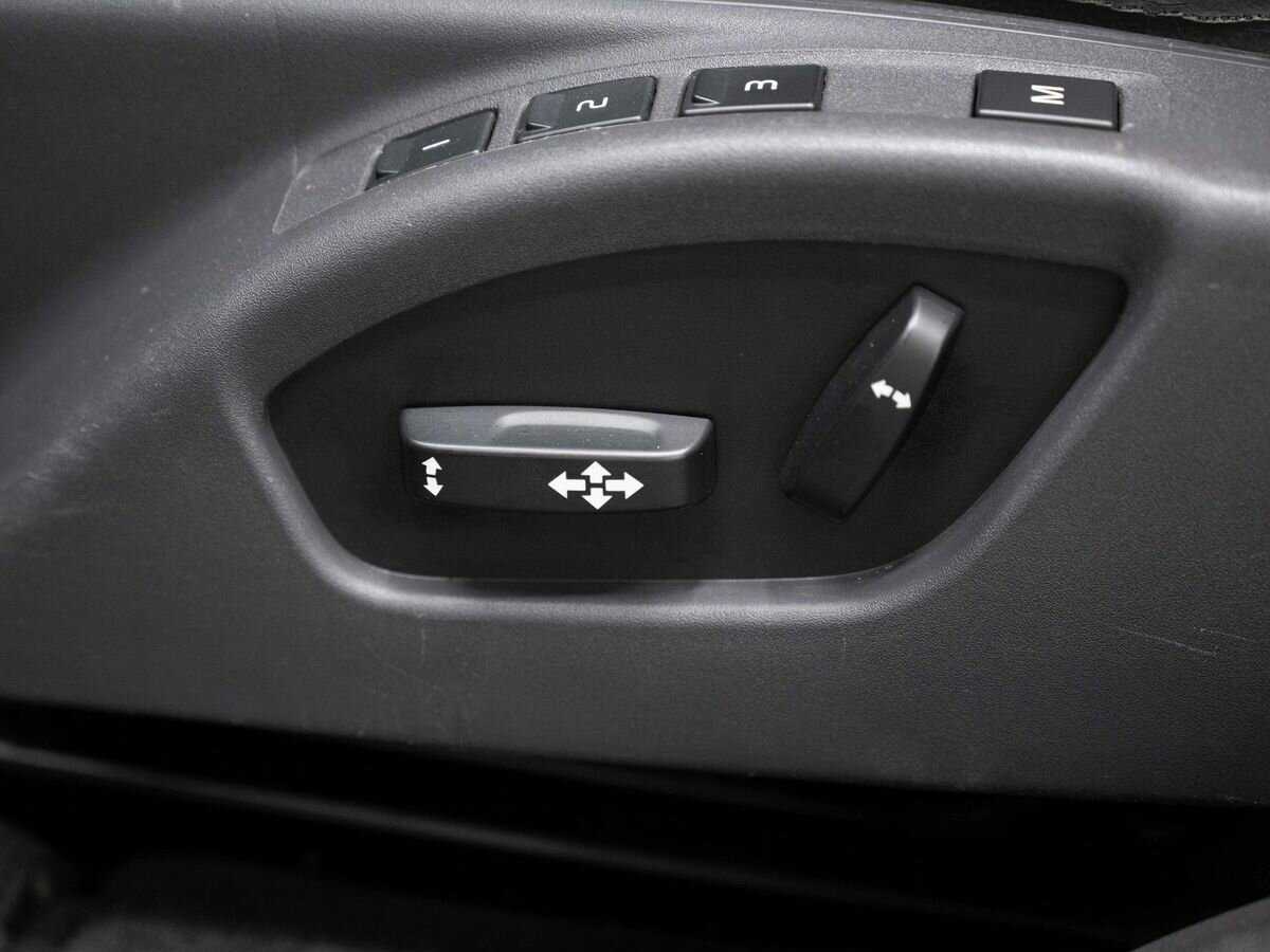 Купить Volvo XC60 с пробегом. Фото: #16