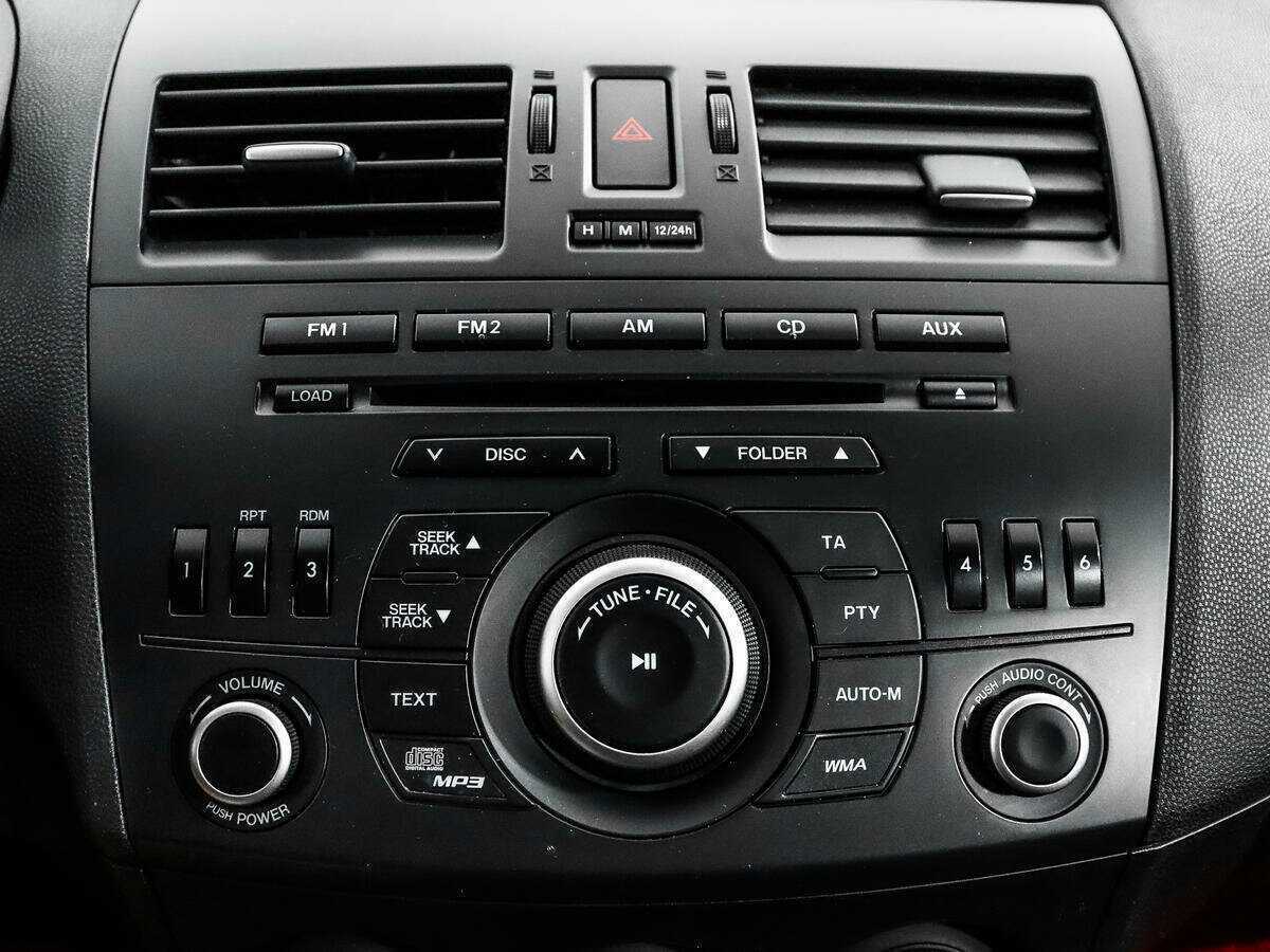 Купить Mazda 3 с пробегом. Фото: #12