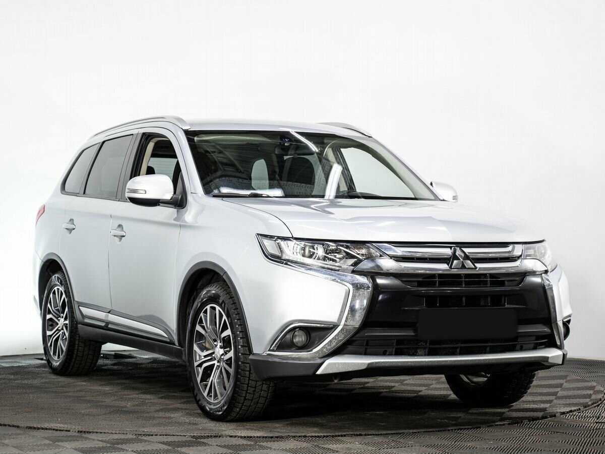 Купить Mitsubishi Outlander с пробегом. Фото: #2