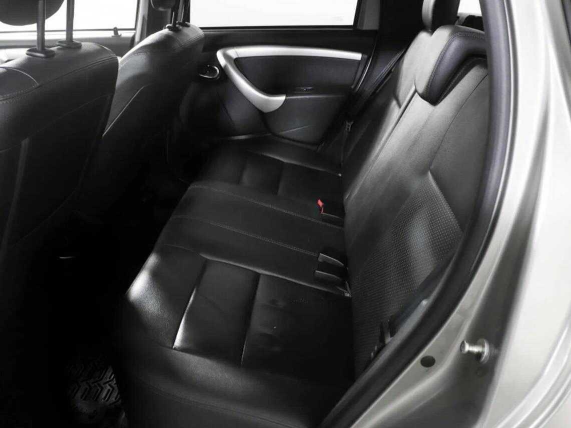 Купить Nissan Terrano с пробегом. Фото: #10