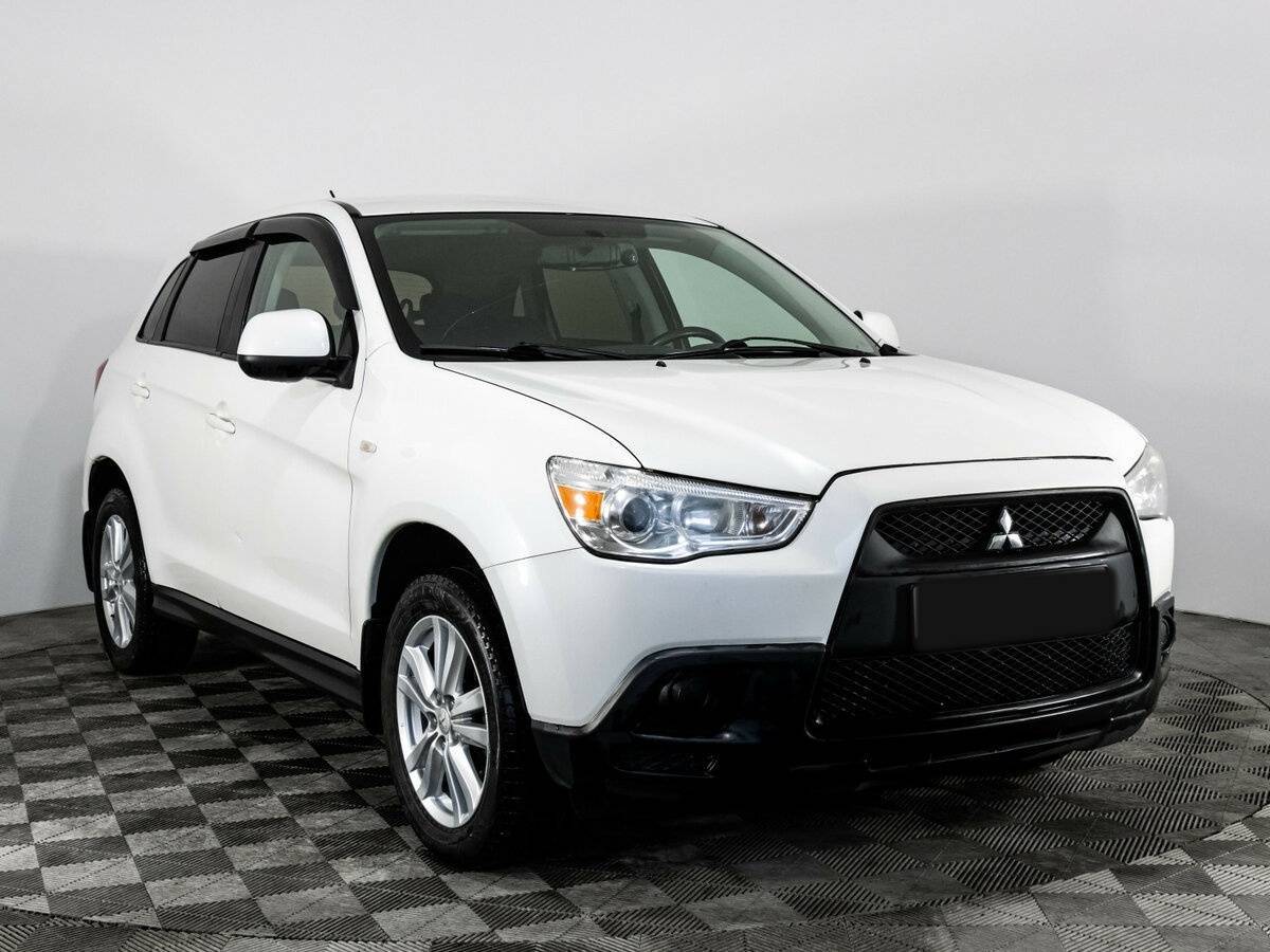 Купить Mitsubishi ASX с пробегом. Фото: #2