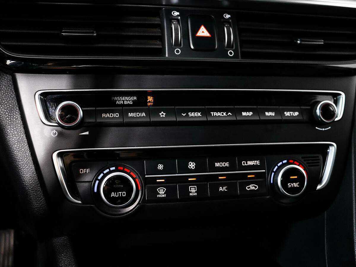 Купить Kia Optima с пробегом. Фото: #16