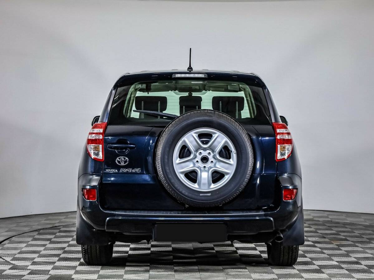 Купить Toyota RAV4 с пробегом. Фото: #4