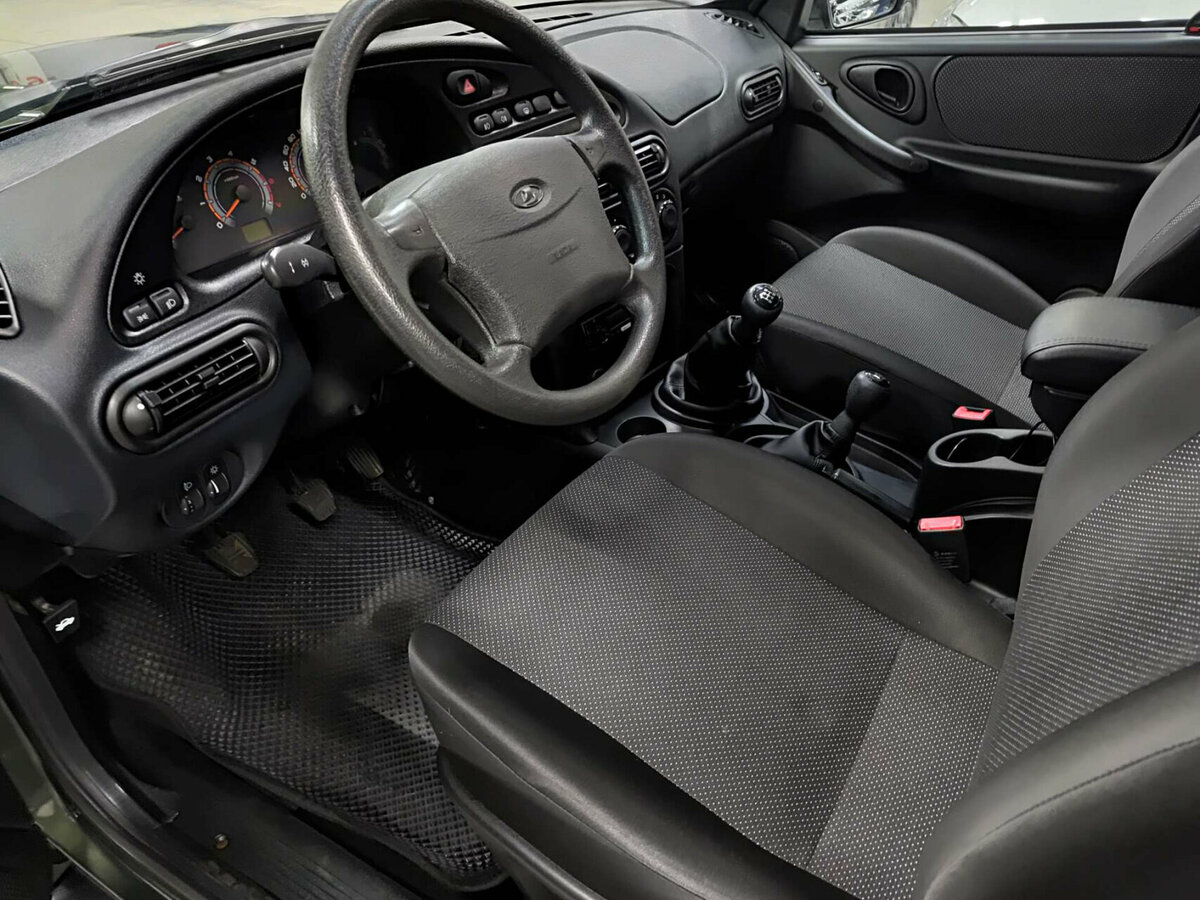 Купить Lada (ВАЗ) Niva Travel с пробегом. Фото: #15