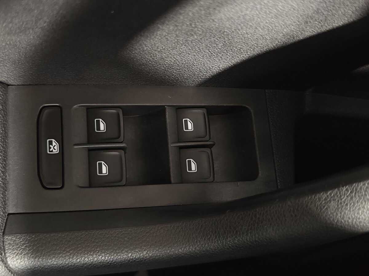 Купить Skoda Octavia с пробегом. Фото: #15