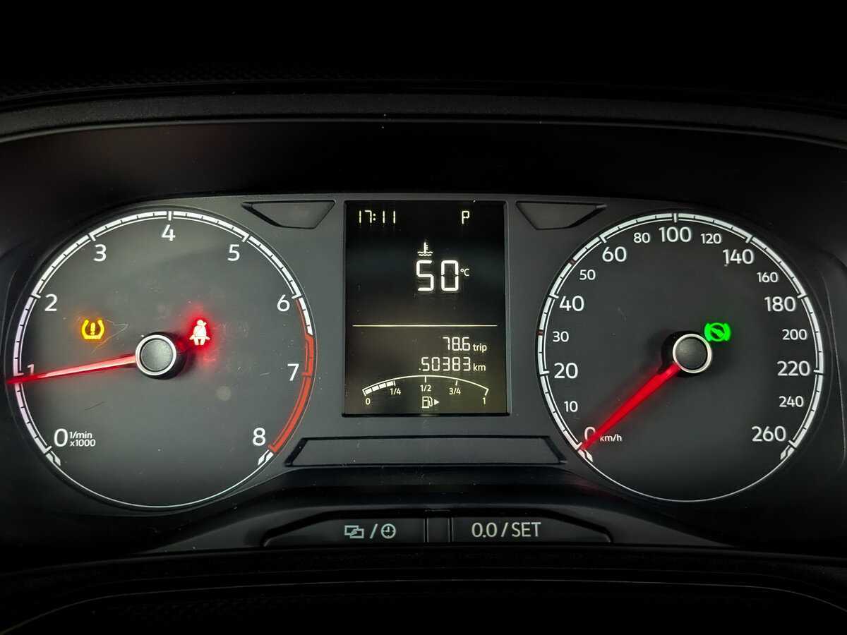 Купить Volkswagen Polo с пробегом. Фото: #10