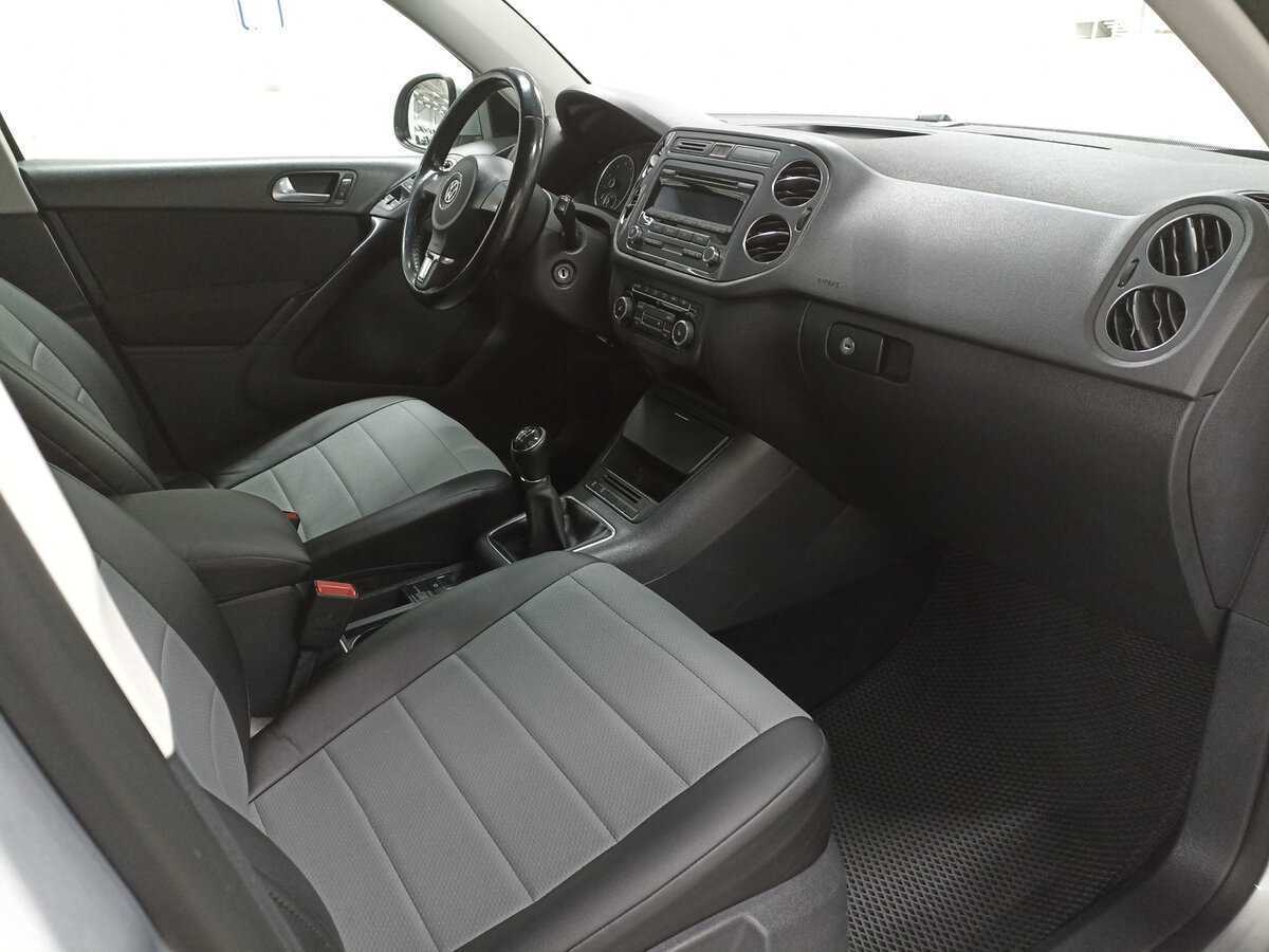 Купить Volkswagen Tiguan с пробегом. Фото: #10