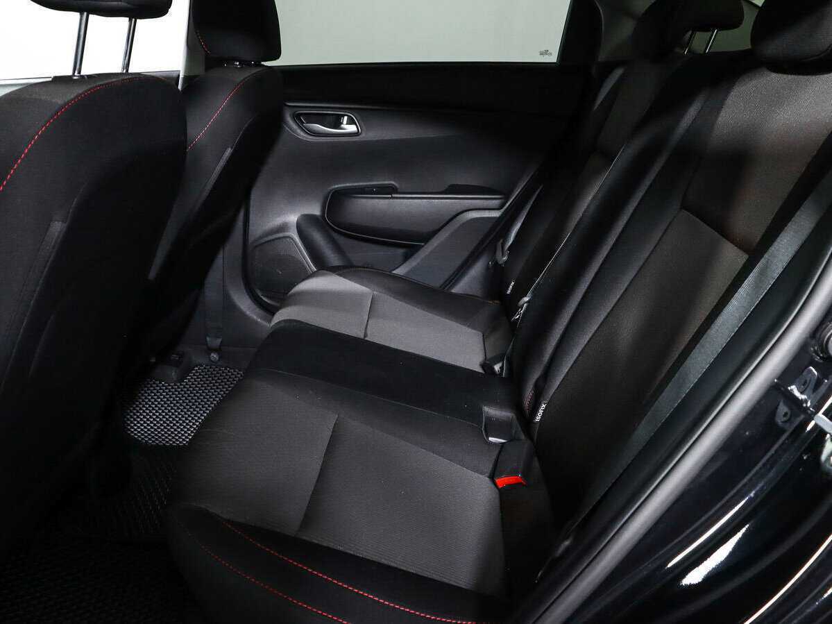 Купить Kia Rio с пробегом. Фото: #9