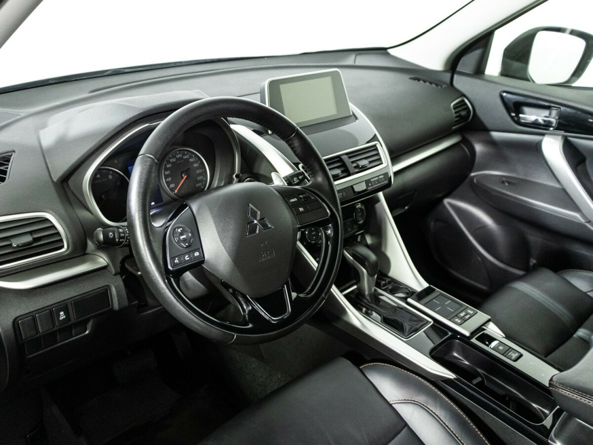 Купить Mitsubishi Eclipse Cross с пробегом. Фото: #10
