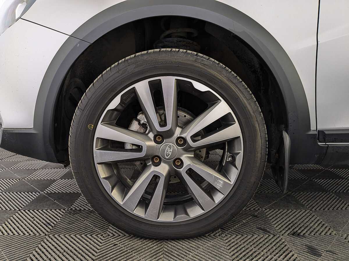 Купить Lada (ВАЗ) Vesta с пробегом. Фото: #11