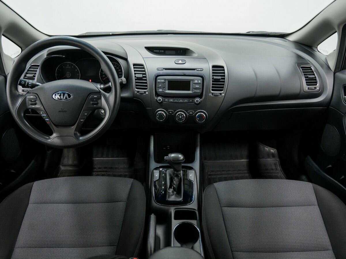Купить Kia Cerato с пробегом. Фото: #9