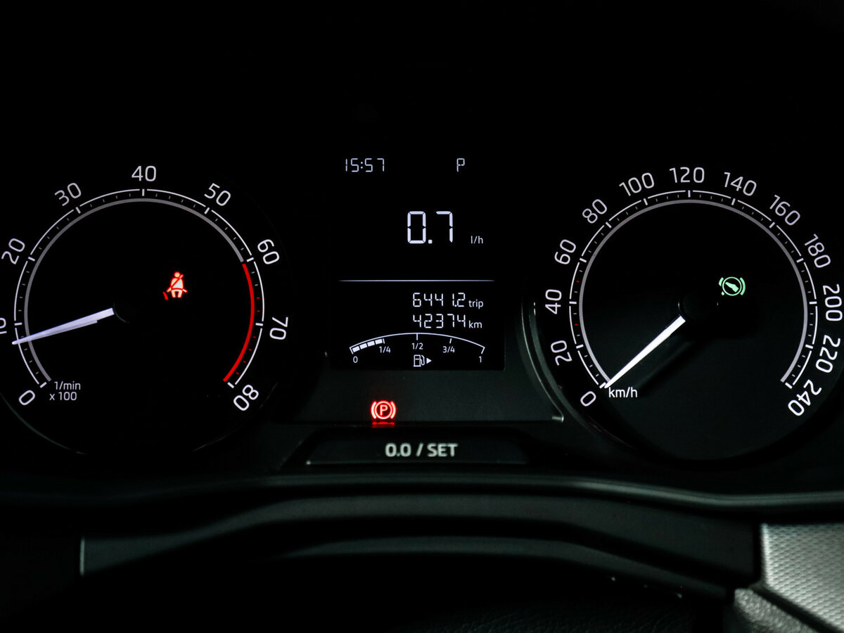 Купить Skoda Rapid с пробегом. Фото: #8