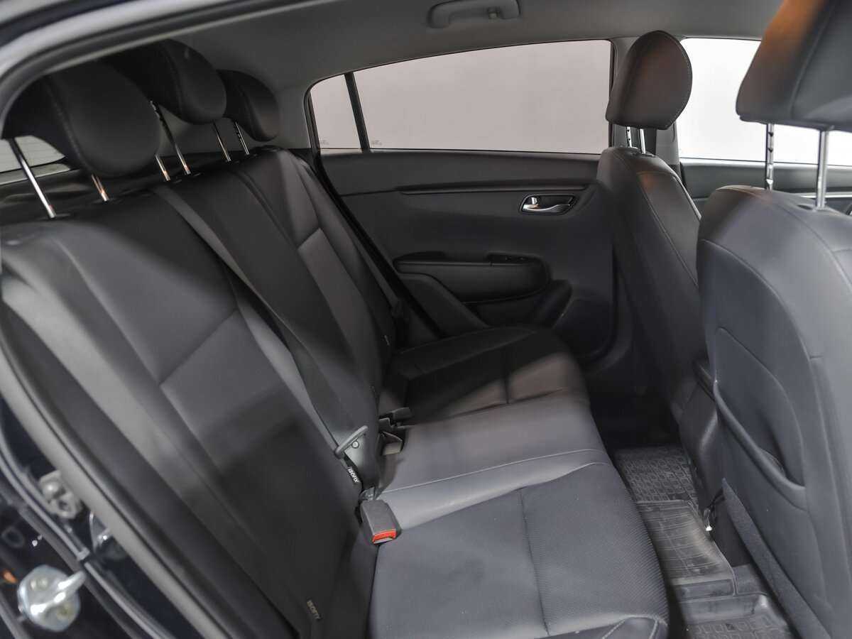 Купить Kia Rio с пробегом. Фото: #15