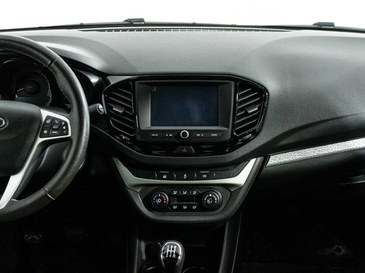 Купить Lada (ВАЗ) Vesta с пробегом. Фото: #13