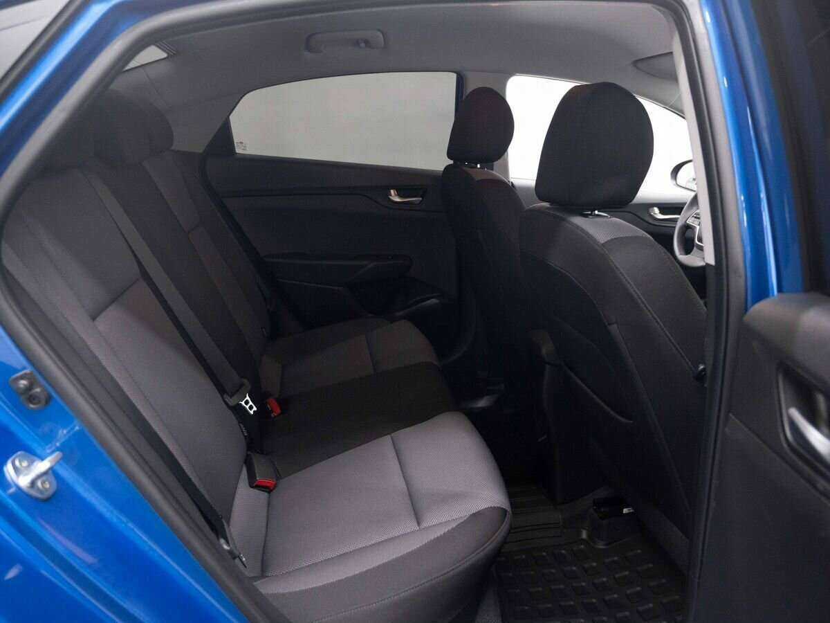 Купить Hyundai Solaris с пробегом. Фото: #11