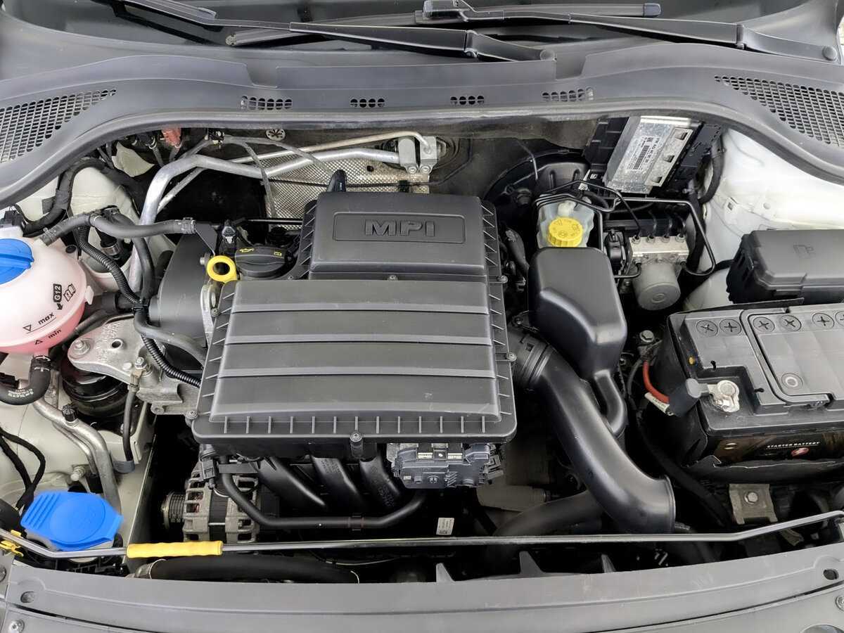 Купить Skoda Rapid с пробегом. Фото: #8