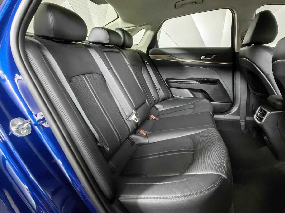 Купить Kia K5 с пробегом. Фото: #9