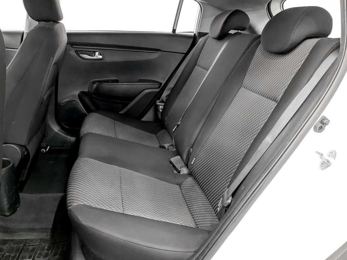 Купить Kia Rio с пробегом. Фото: #11