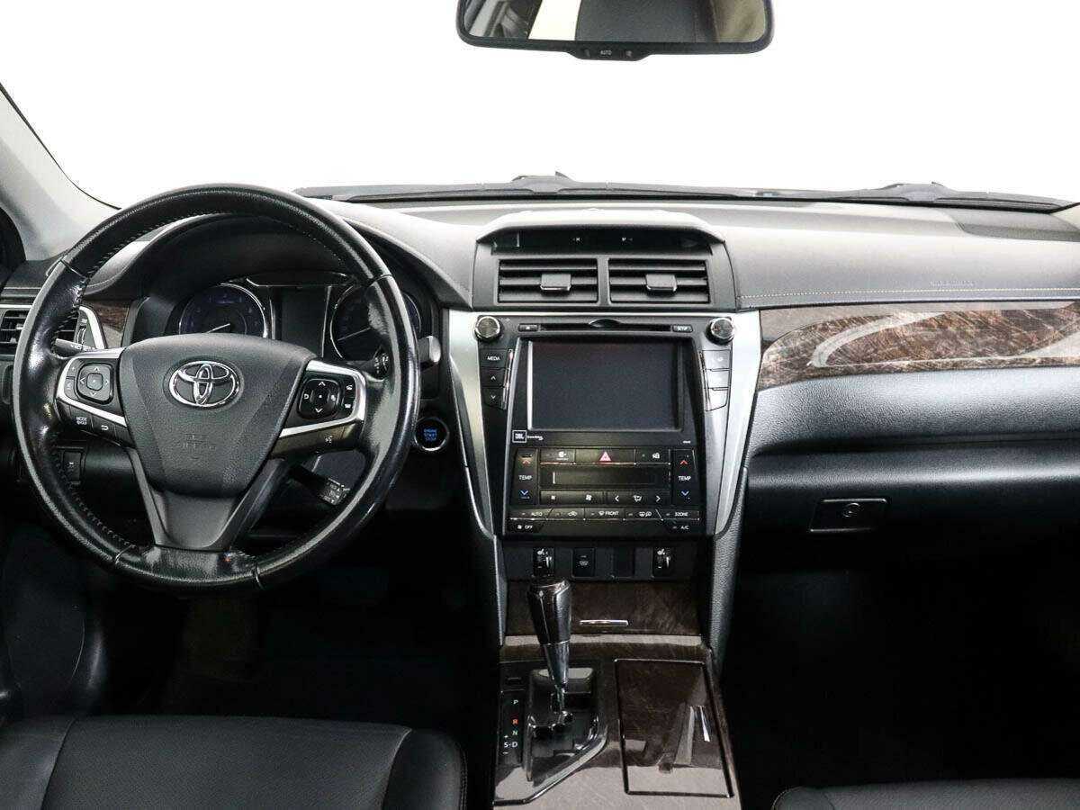 Купить Toyota Camry с пробегом. Фото: #10