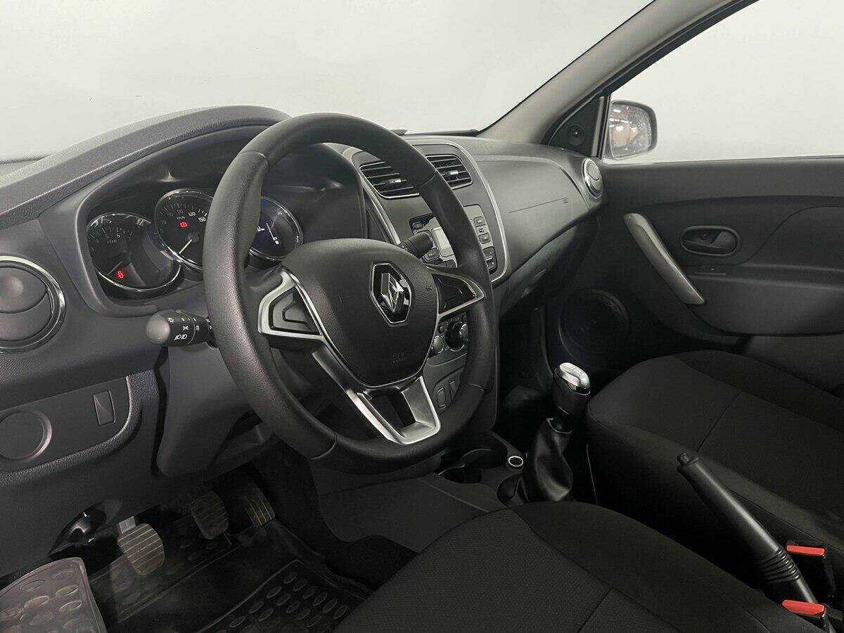 Купить Renault Logan с пробегом. Фото: #10