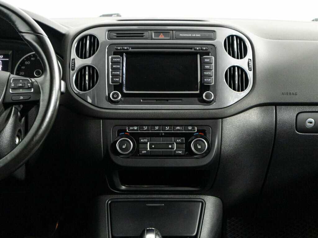 Купить Volkswagen Tiguan с пробегом. Фото: #13