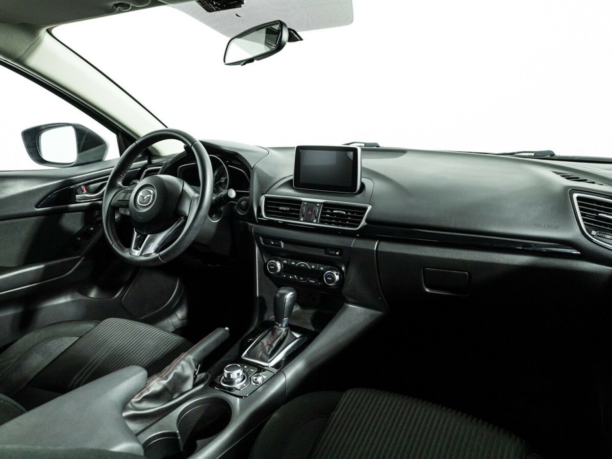 Купить Mazda 3 с пробегом. Фото: #8