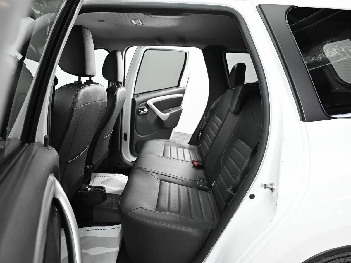 Купить Nissan Terrano с пробегом. Фото: #13