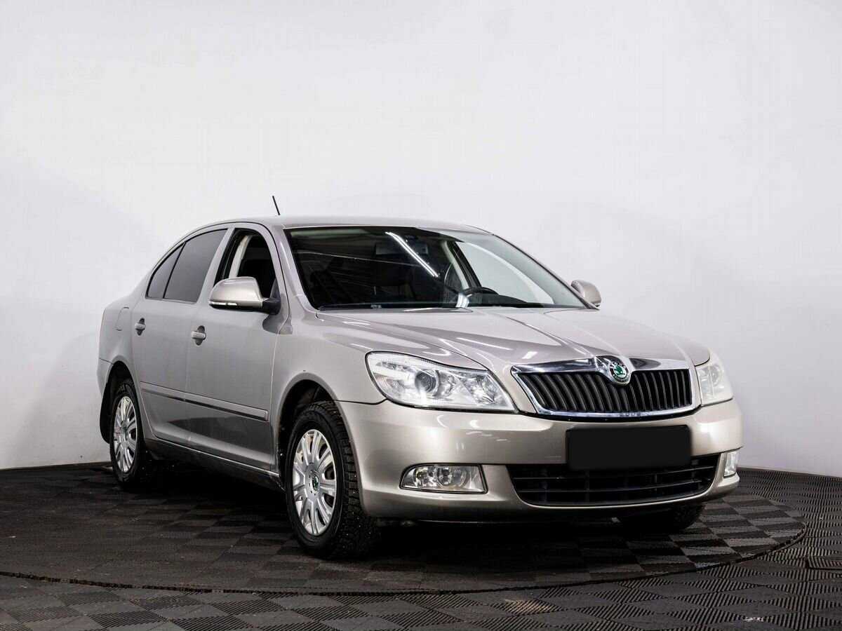 Купить Skoda Octavia с пробегом. Фото: #2
