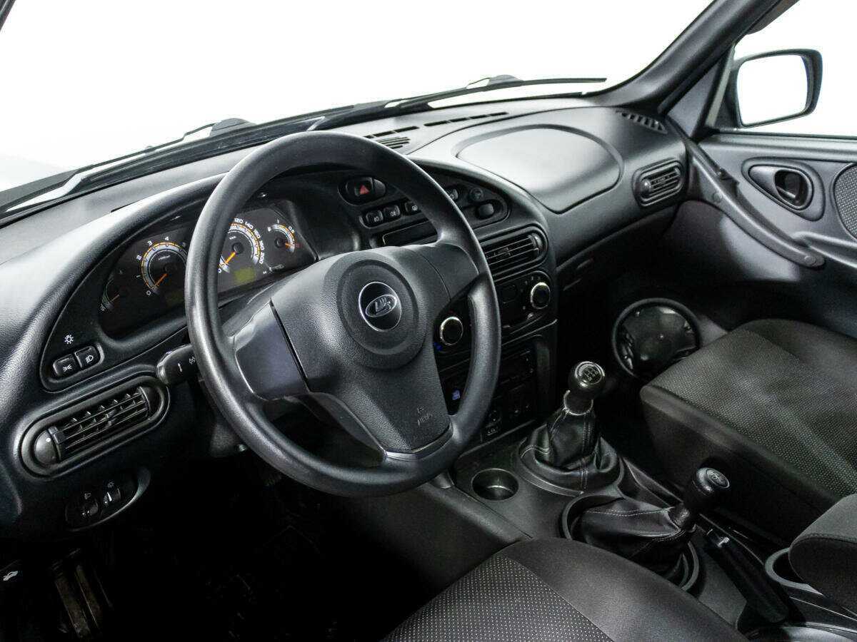 Купить Lada (ВАЗ) Niva с пробегом. Фото: #10