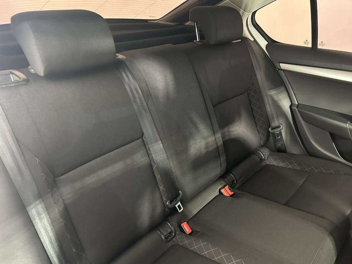 Купить Skoda Octavia с пробегом. Фото: #14