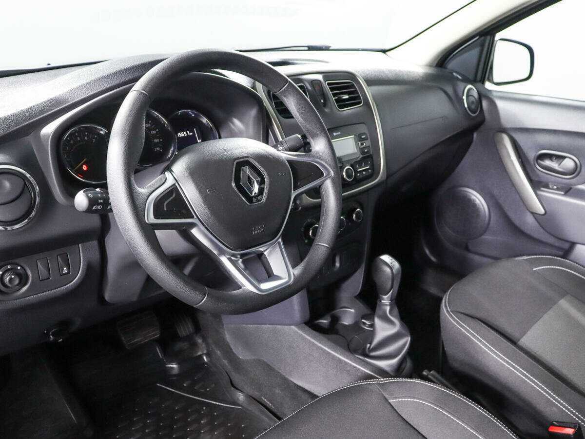 Купить Renault Logan с пробегом. Фото: #11