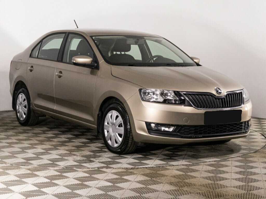 Купить Skoda Rapid с пробегом. Фото: #2