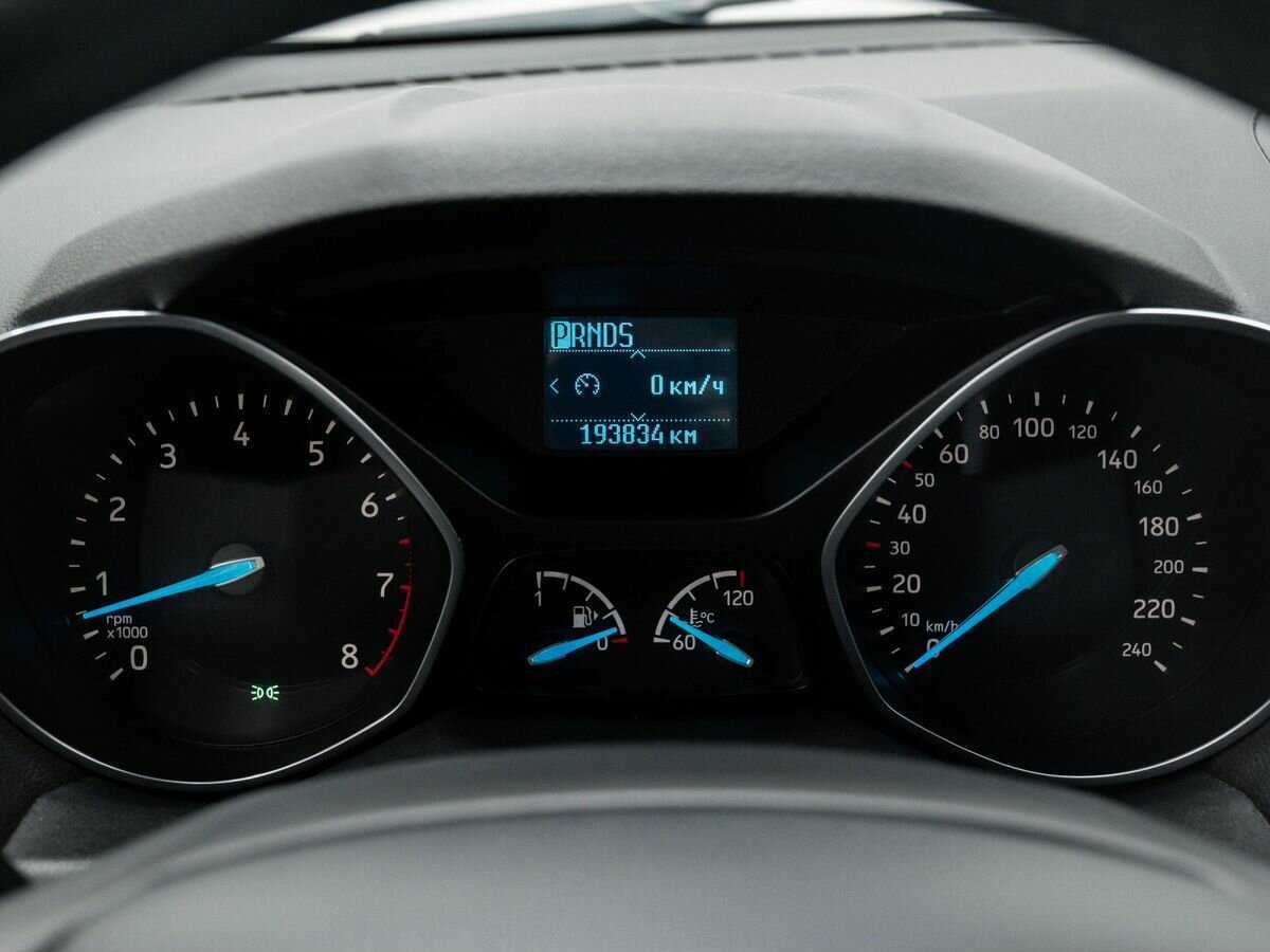 Купить Ford Kuga с пробегом. Фото: #21