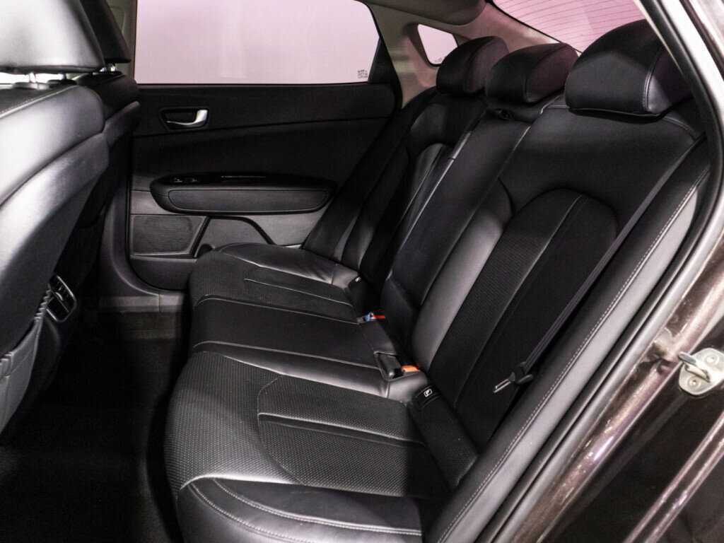 Купить Kia Optima с пробегом. Фото: #8
