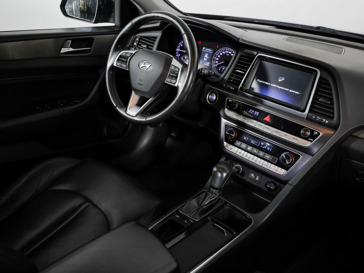 Купить Hyundai Sonata с пробегом. Фото: #8