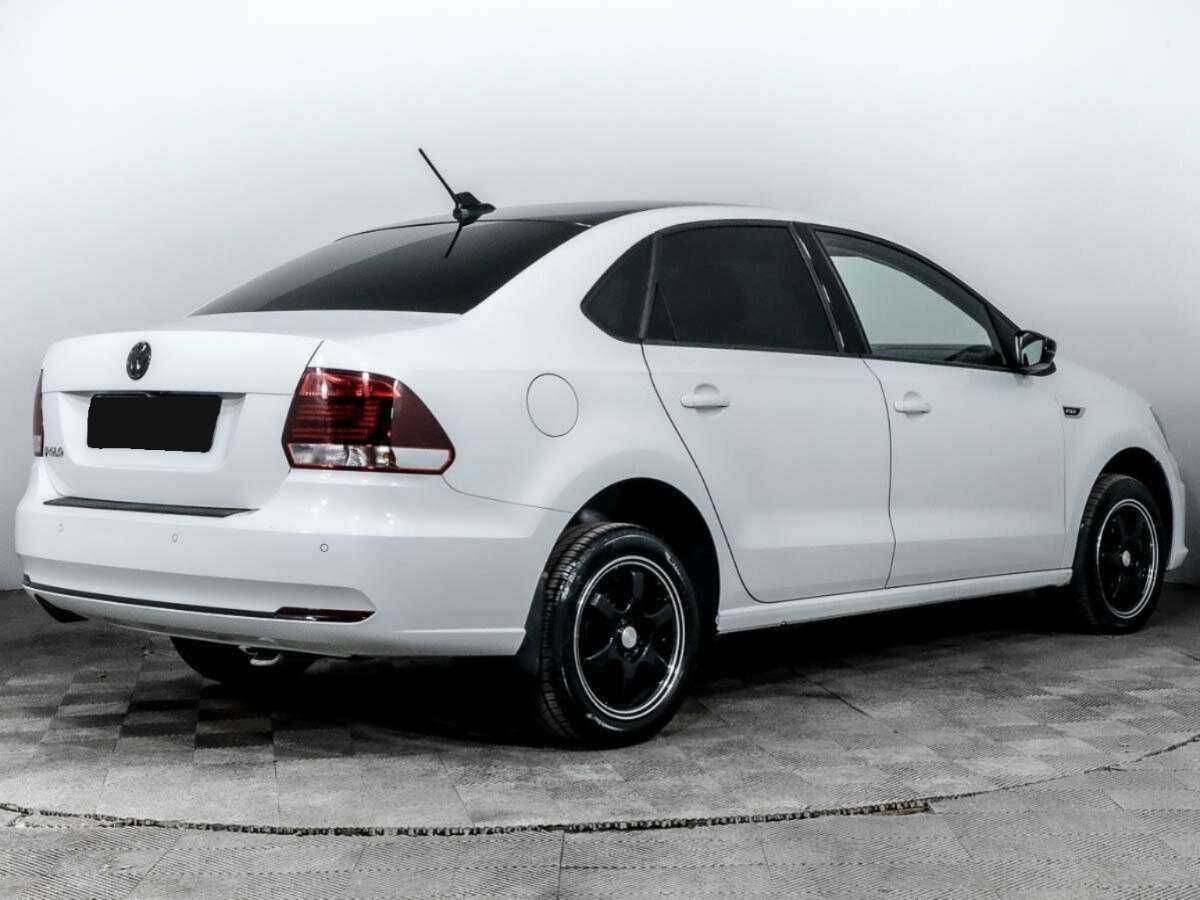 Купить Volkswagen Polo с пробегом. Фото: #3