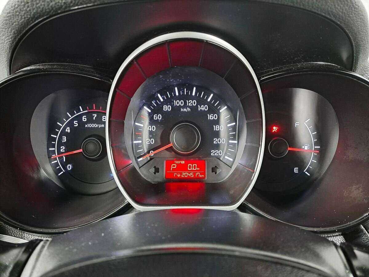 Купить Kia Rio с пробегом. Фото: #10